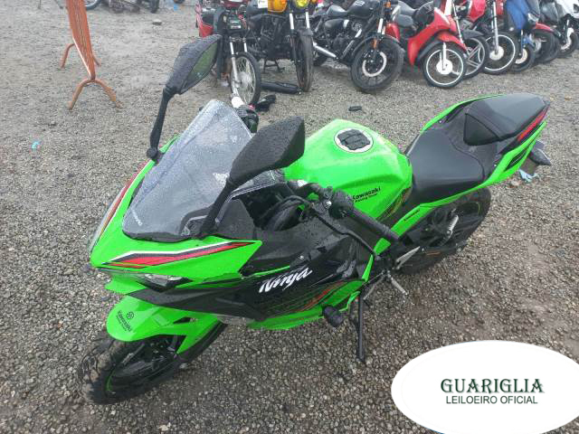 KAWASAKI NINJA 400 23/23