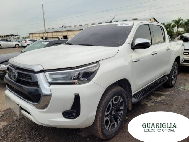 TOYOTA HILUX 2.8 22/22